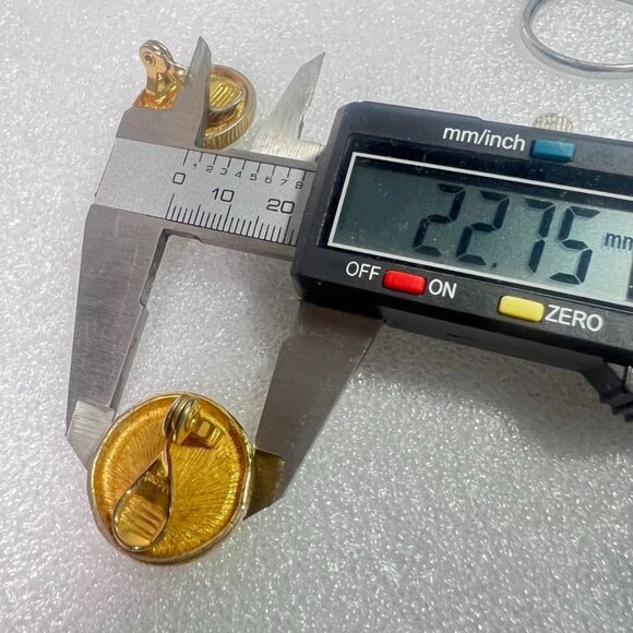 MCM Gold-Tone Monet 54' Necklace & Clip-On Earrings Combines Texture and Smooth - Picture 11 of 12